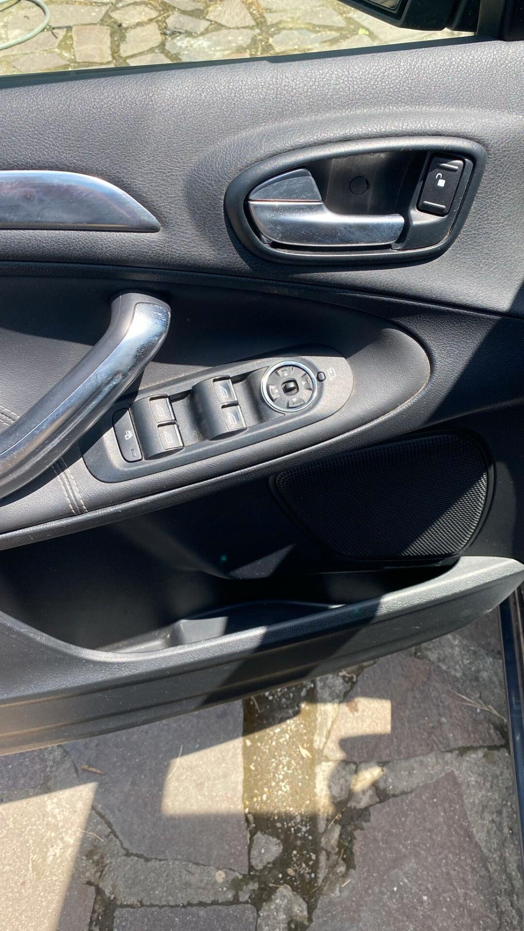 Ford S-Max 2.0 TDCi Titanium 7 POSTI !!!