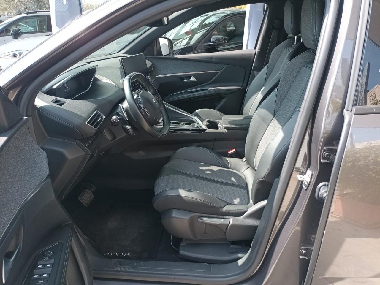 Peugeot 3008 Allure Pack 1.5 EAT8 Blue HDi 130 CV S&S