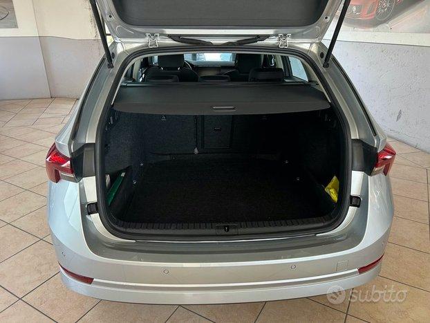 SKODA Octavia 2.0 TDI EVO SCR Wagon Executive