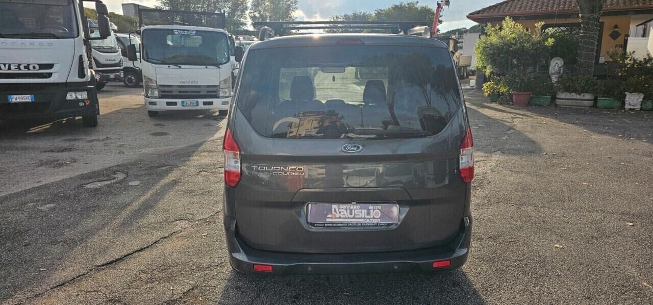 Ford Tourneo Courier 1.5 TDCI 75 CV Plus