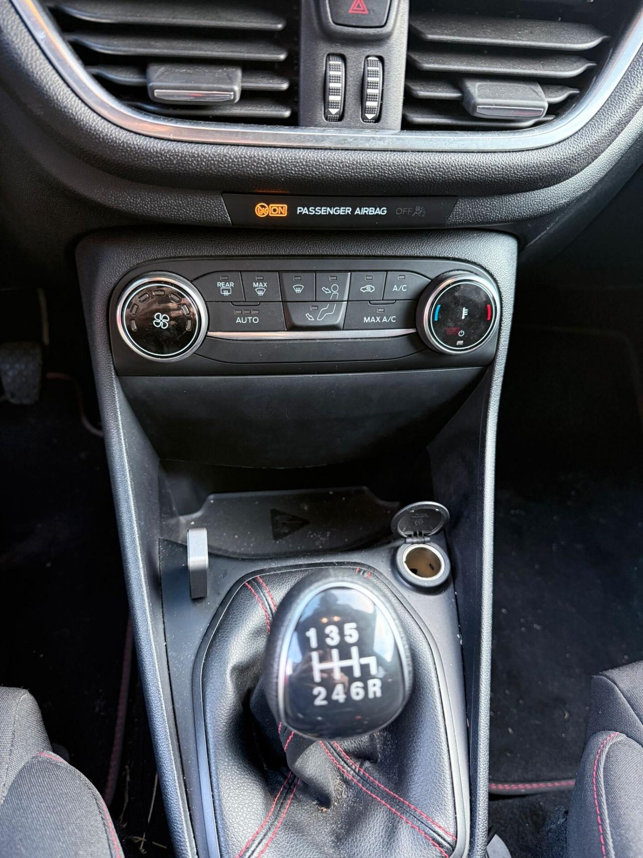 Ford Fiesta 1.0 Ecoboost Hybrid 125 CV 5 porte ST-Line