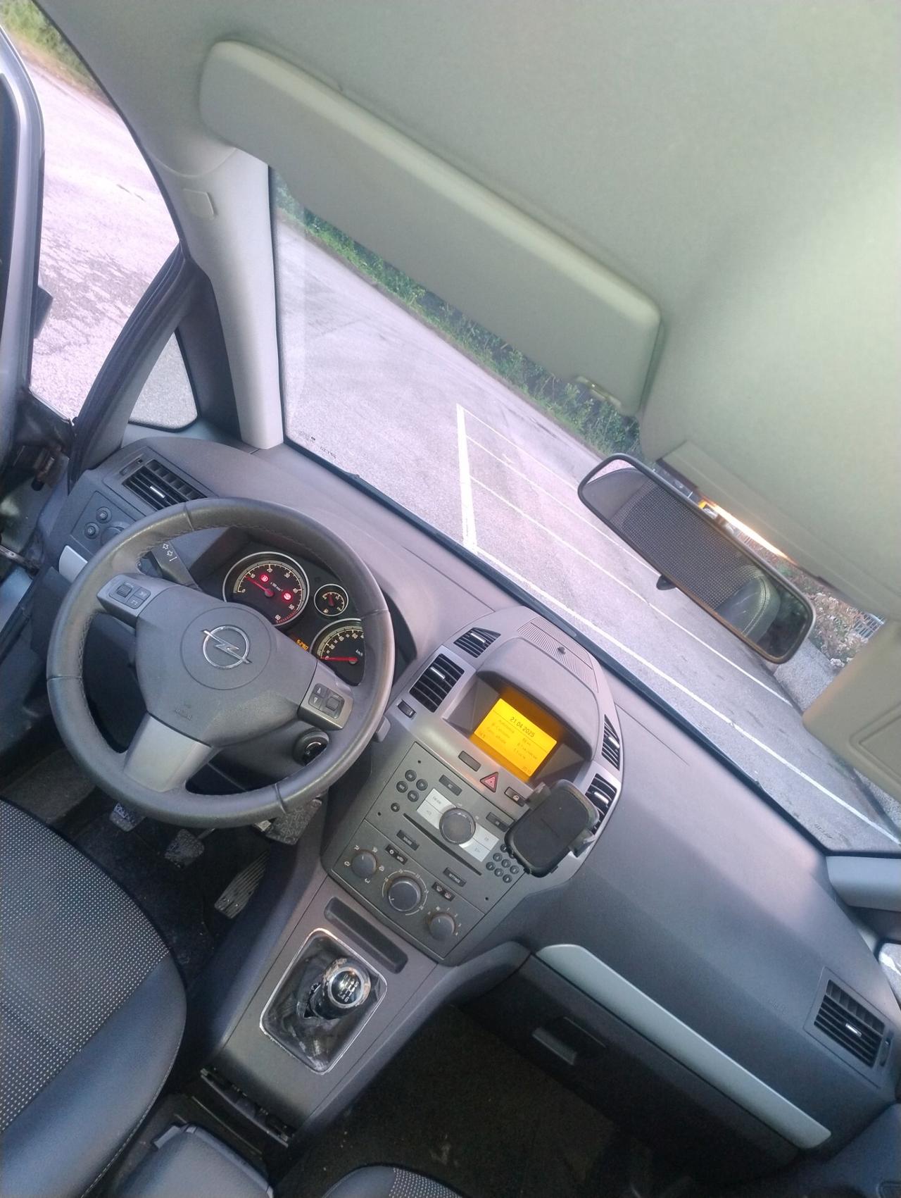 Opel Zafira 1.9 CDTI 120CV Enjoy