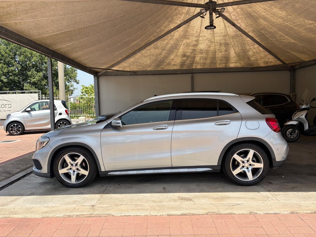 Mercedes-benz GLA 220 d Automatic 4Matic Premium