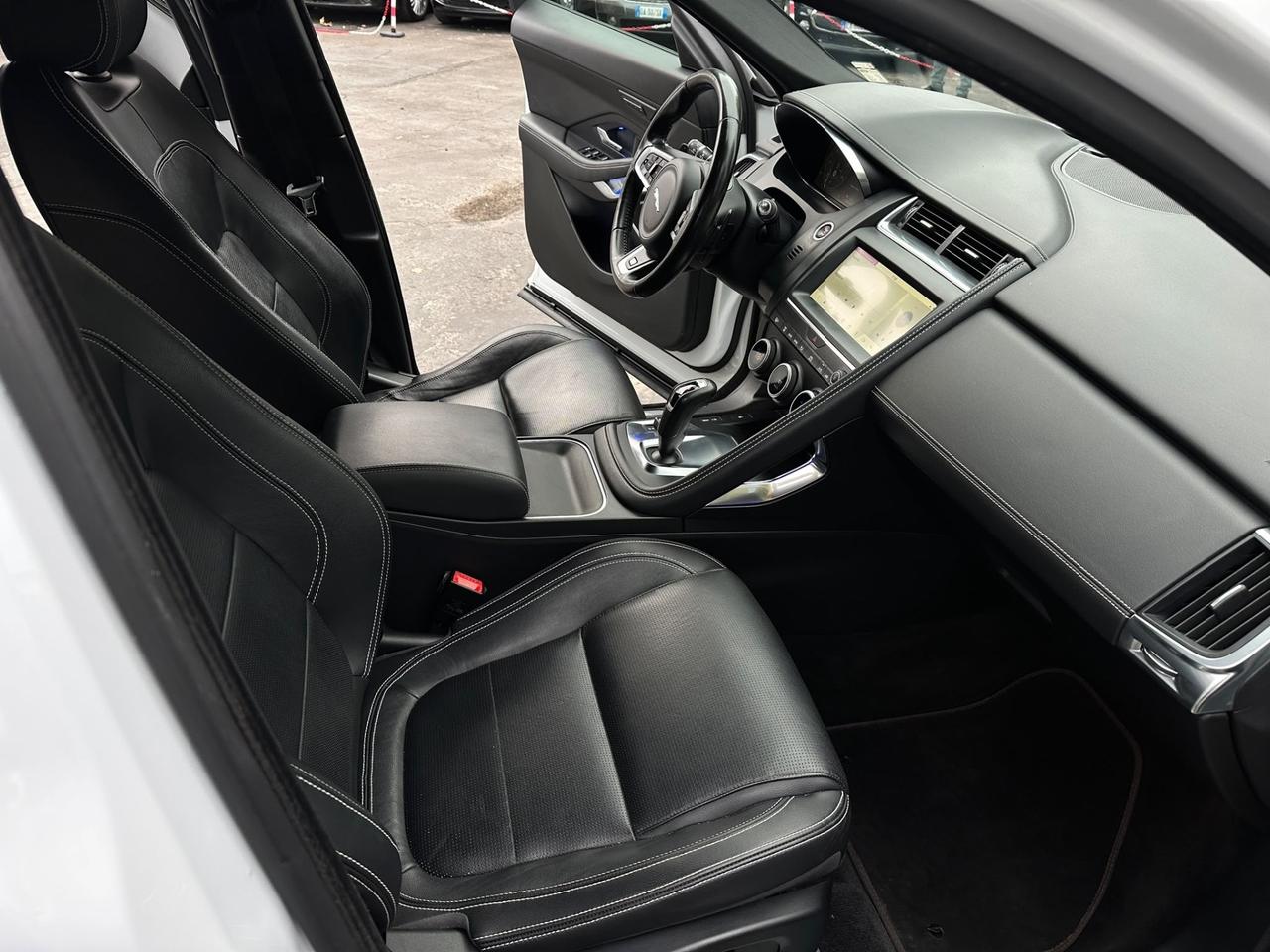 Jaguar E-Pace 2.0D 150 CV R-Dynamic 2020
