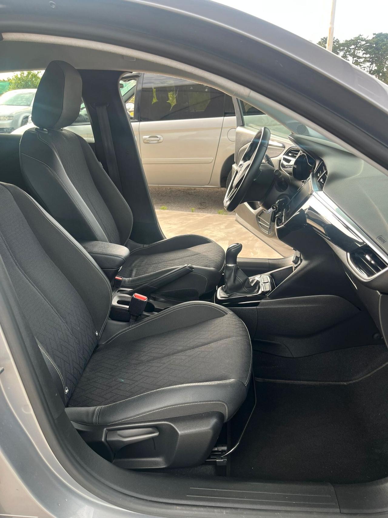 Opel Corsa 1.2 Elegance