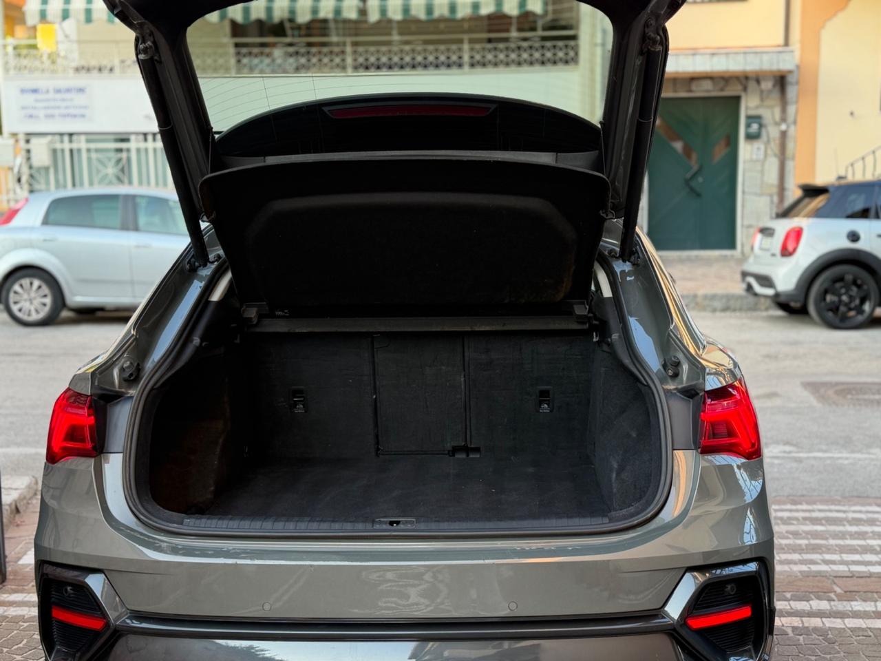 Audi Q3 35 TDI S tronic Business Advanced