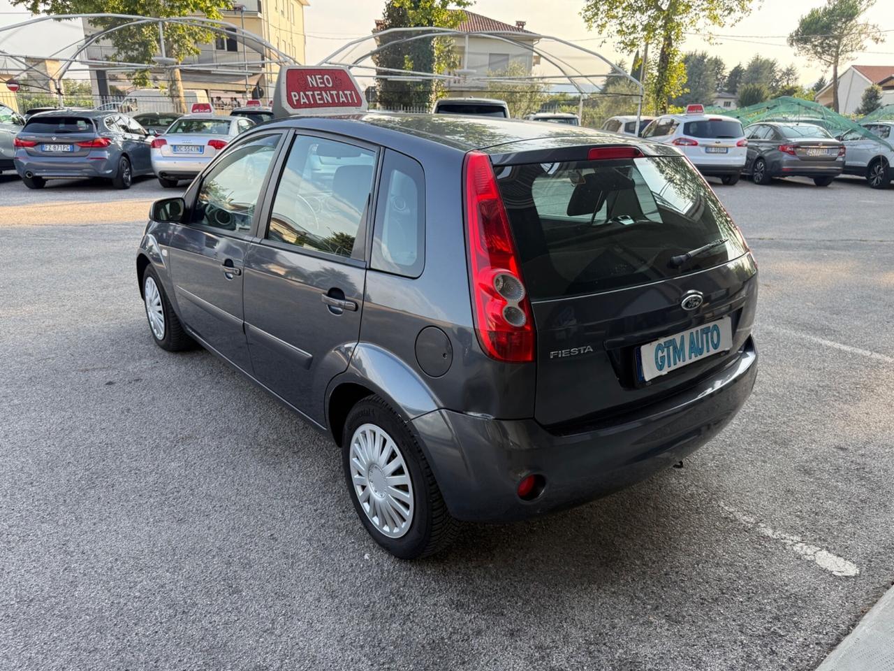 Ford Fiesta 1.2 Benzina 75 Cv - Neopatentati
