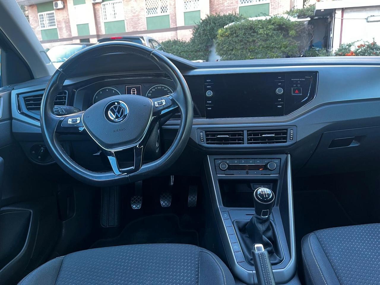 Volkswagen Polo 1.0 Comfortline
