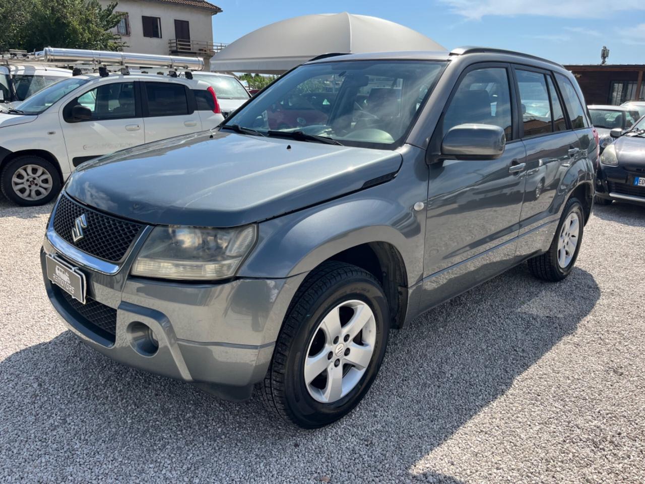 Suzuki Grand Vitara 1.9 DDiS 5 porte Executive perfetta