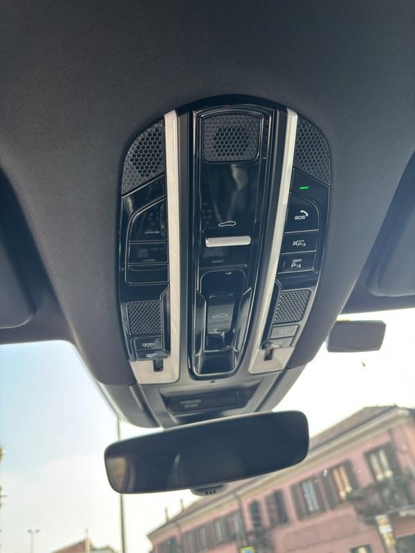 Porsche Cayenne 3.0 tiptronic MATRIX-TETTO-NAVI-21"
