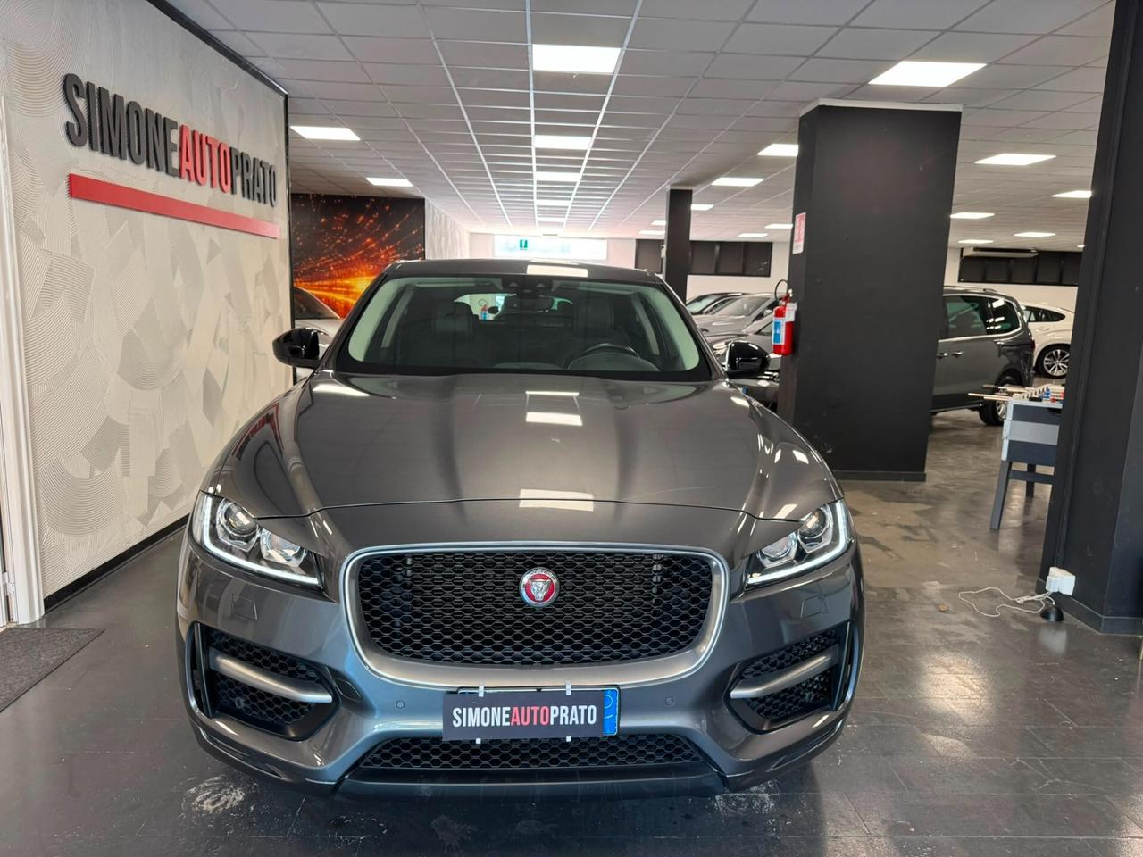 Jaguar F-Pace 2.0 250 CV AWD aut. R-Sport