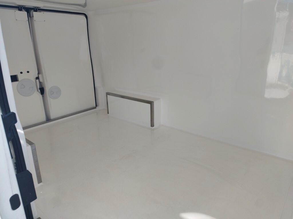Peugeot Boxer 330 2.0 BlueHDi PC-TN Furgone Refrigerato con ATP