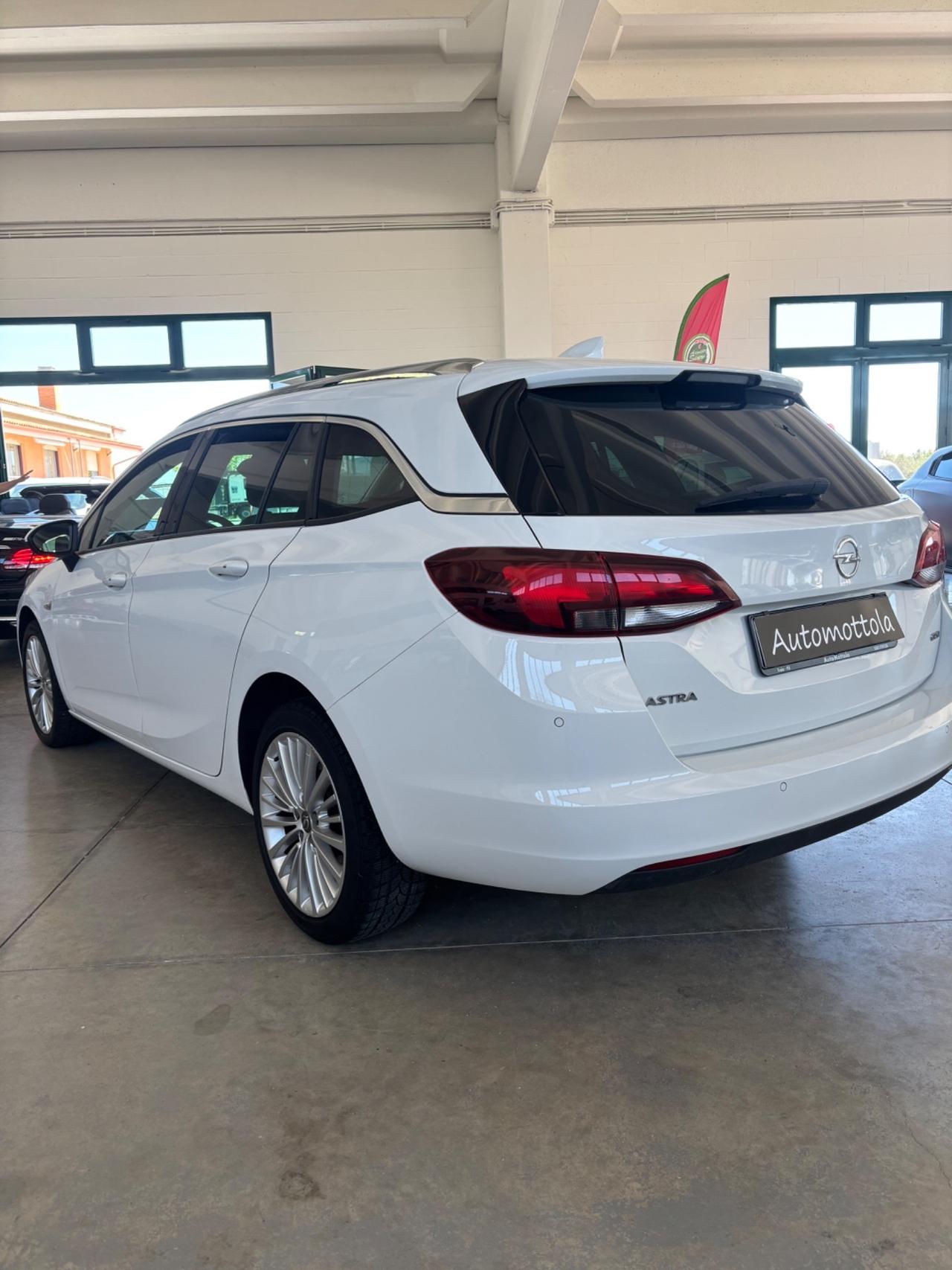 Opel Astra 1.6 CDTI 136CV 4 porte aut. Advance