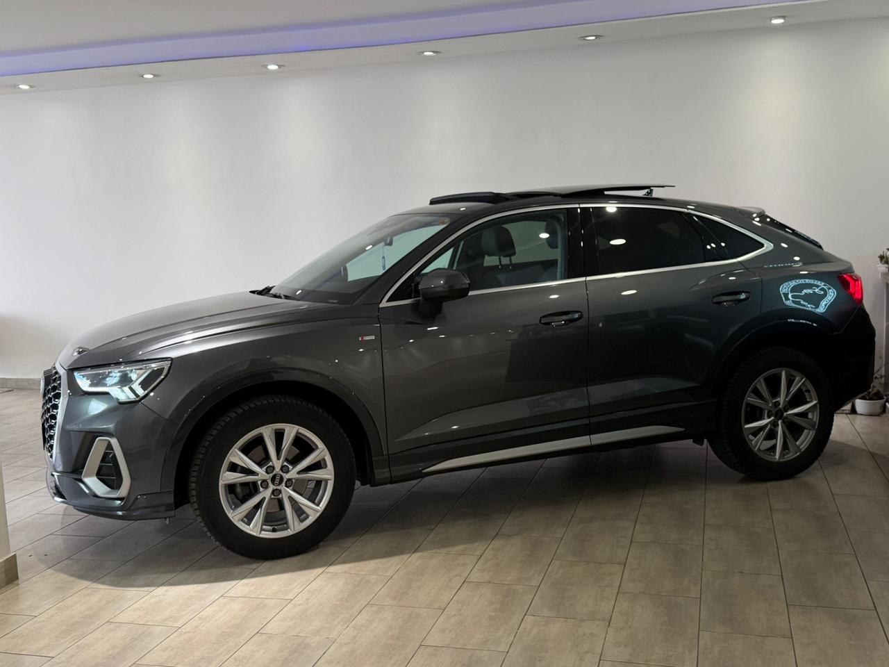 Audi Q3 SPB 35 TDI S tronic line edition 2024 + TETTO