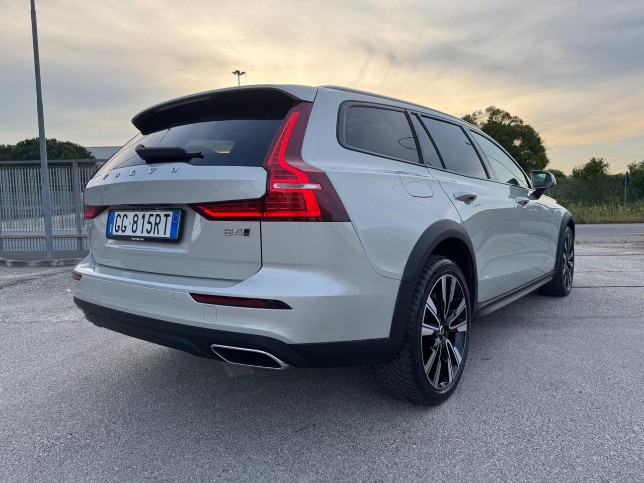 Volvo V60 Cross Country V60 Cross Country B4 (d) AWD Geartronic Business Pro Line