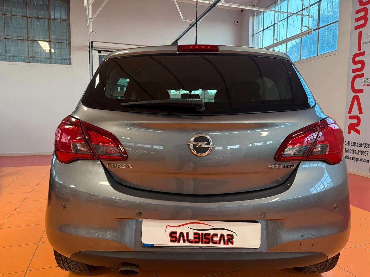 Opel Corsa 1.4 90CV GPL Tech 5 porte Black Edition