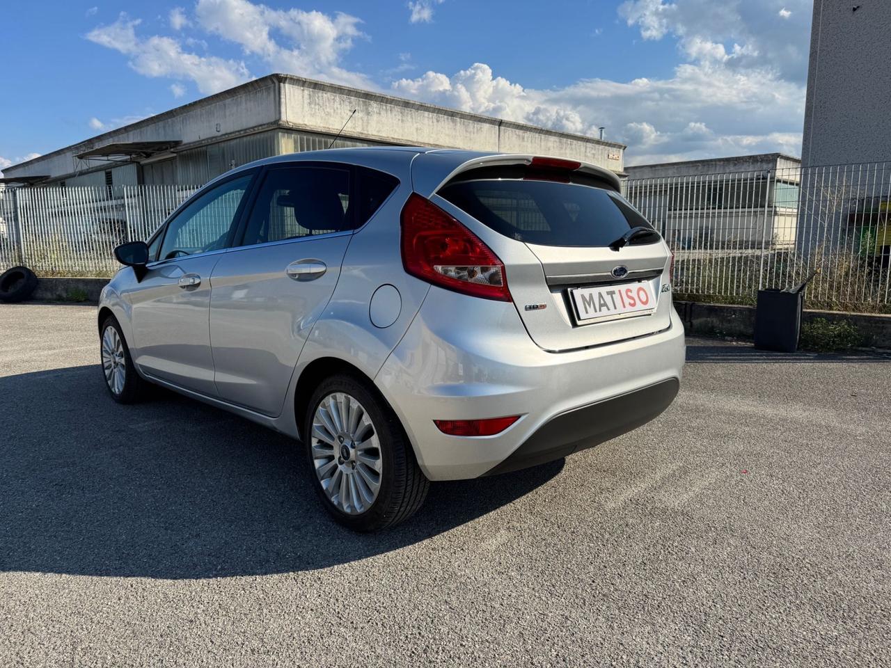 Ford Fiesta 1.4 TDCi Titanium. Garanzia 12 mesi