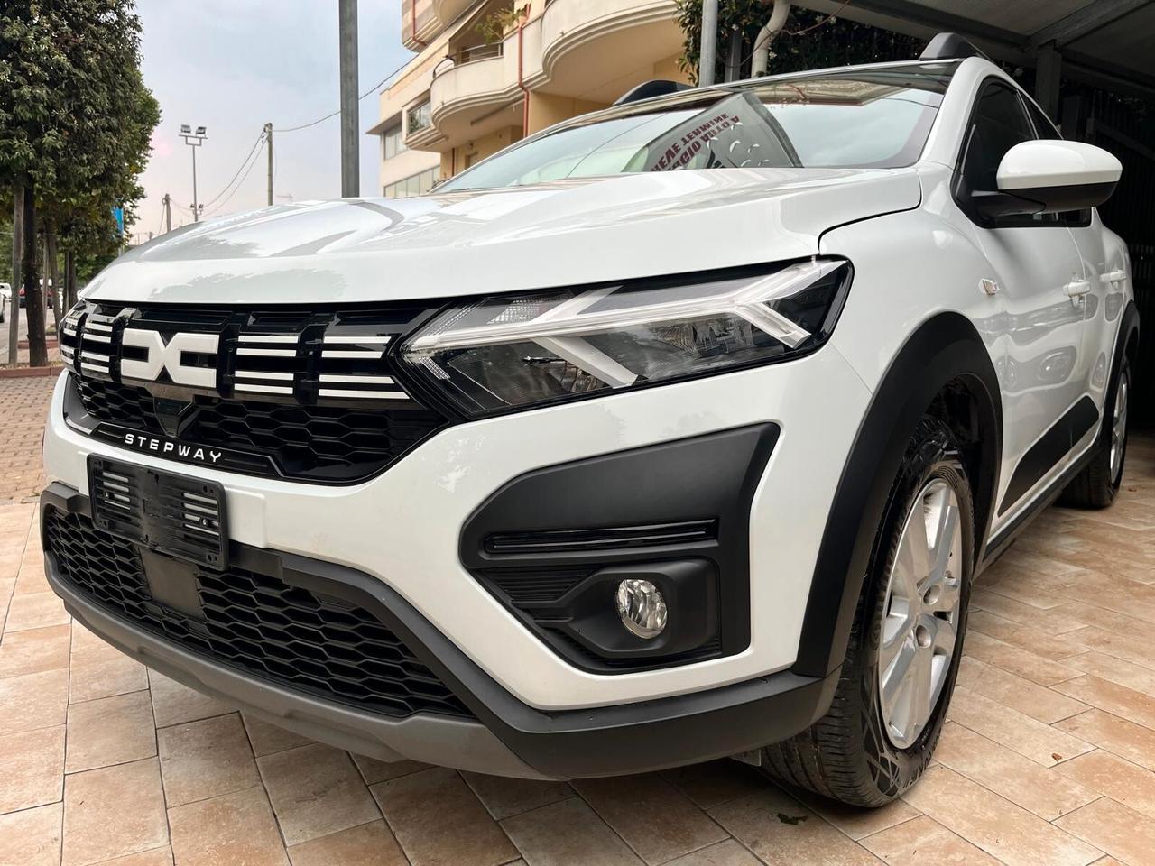 Dacia Sandero Stepway 1.0 TCe ECO-G Essential