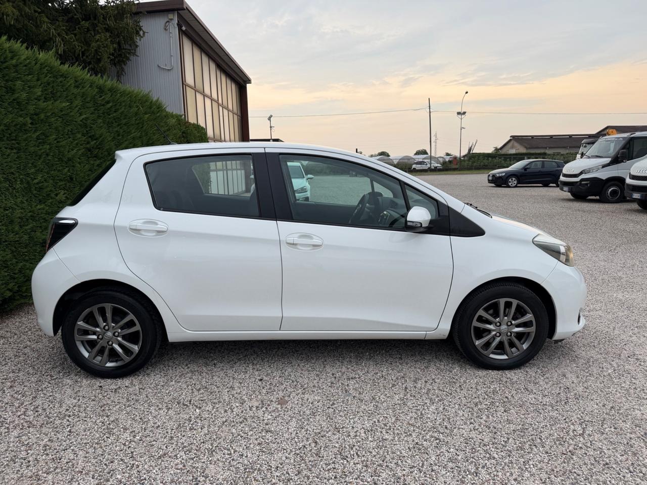 Toyota Yaris 1.0 5 porte Active