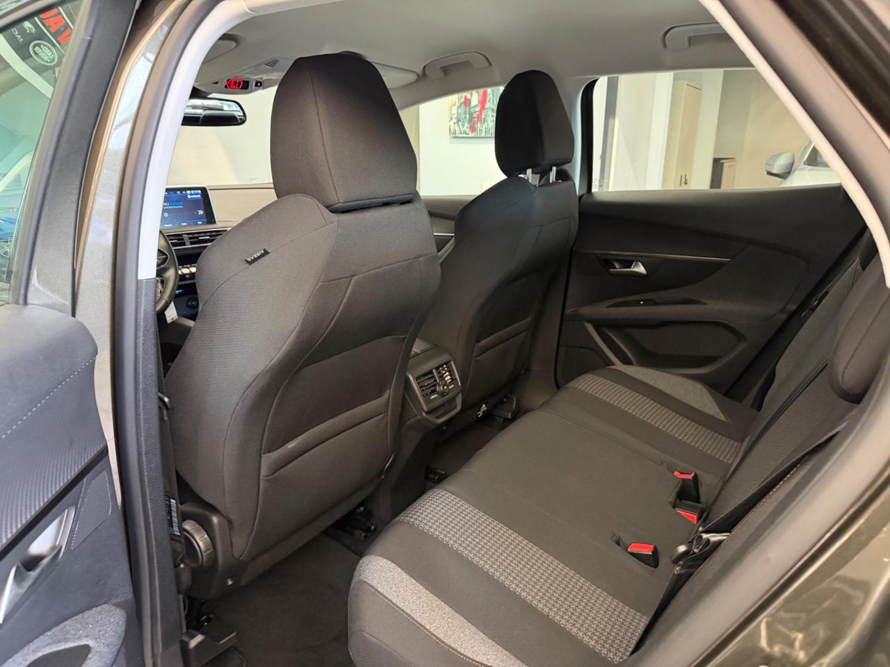 Peugeot 3008 BlueHDi 130 S&S Allure