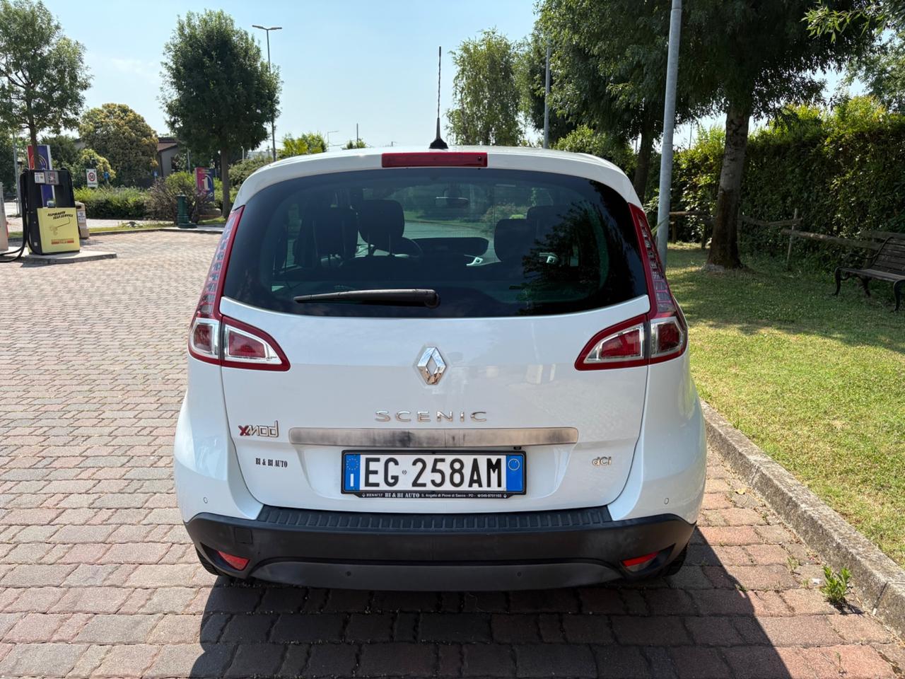Renault Scenic Scénic X-Mod 1.5 dCi 110CV Luxe