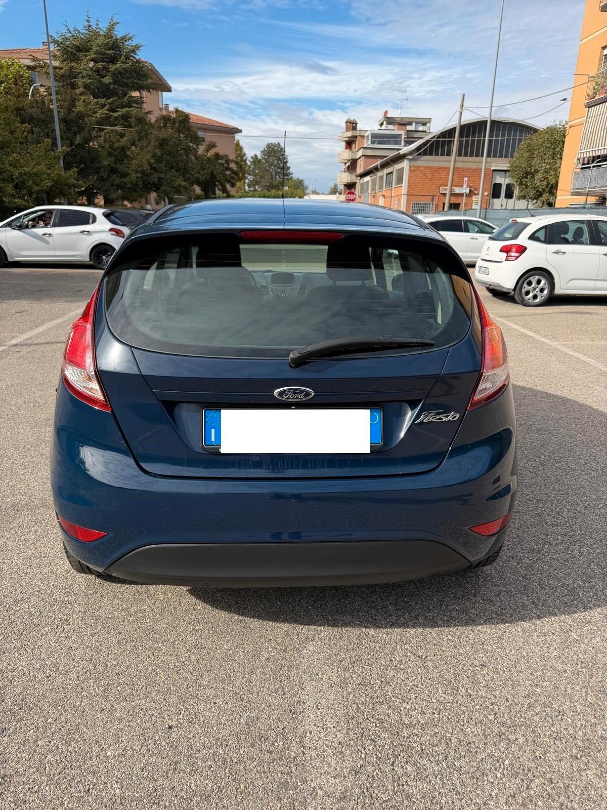 Ford Fiesta 1.5 tdci - NEOPATENTATI - 12 MESI DI GARANZIA -