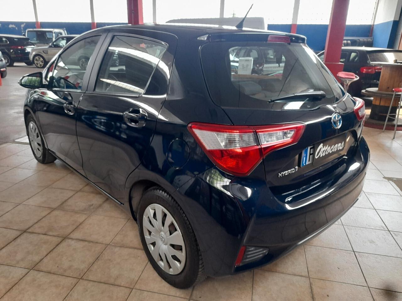 Toyota Yaris 1.5 Hybrid 5 porte Cool