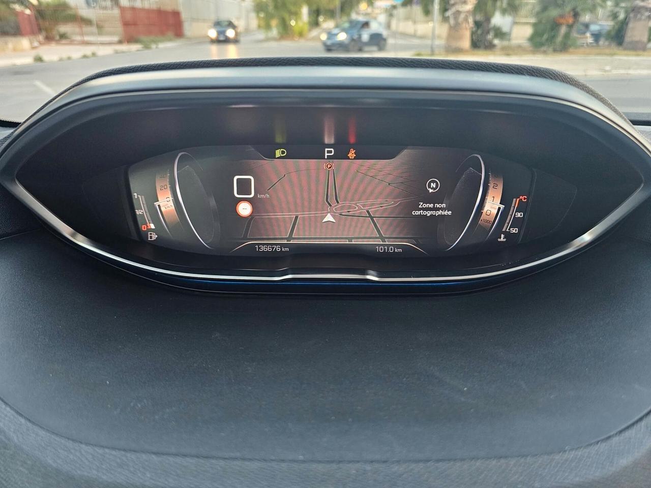 PEUGEOT 3008 1.5 BLUEHDI 131CV EAT8 GT PARK FULL
