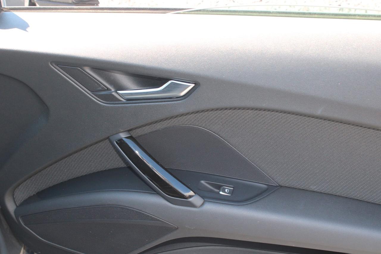 Audi TT Coupé 1.8 TFSI Design