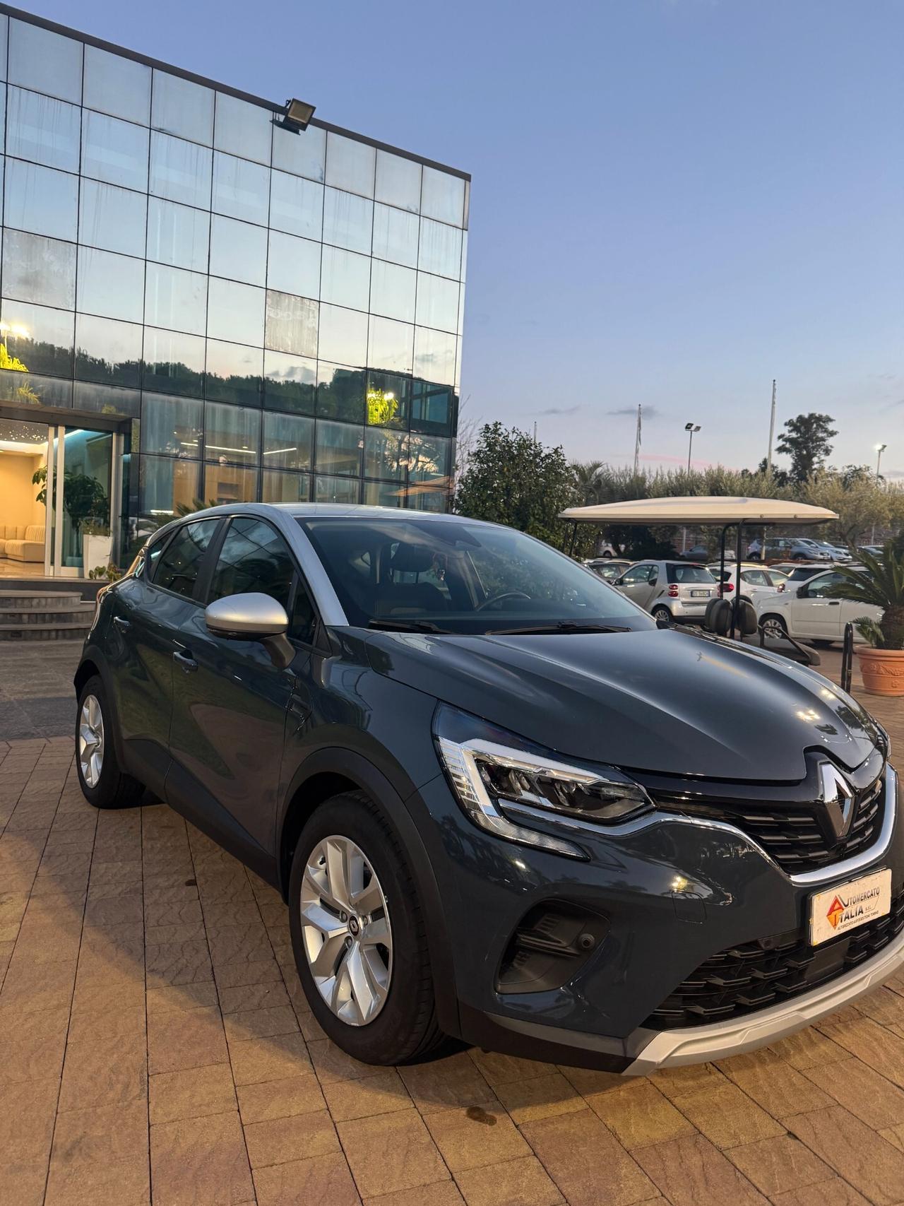 Renault Captur Full Hybrid E-Tech 145 CV Zen