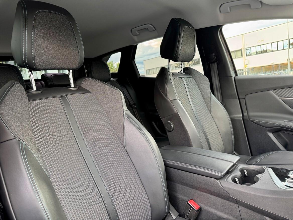 Peugeot 3008 BlueHDi 130 S&S EAT8 Allure Pack