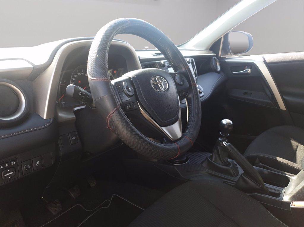 TOYOTA Rav4 2.0 d-4d active 2wd 124cv mt del 2014