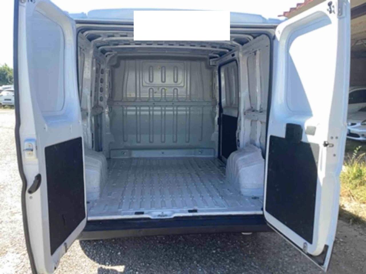 OPEL MOVANO 28 2.2 BLUEHDI 120CV 6M. PC-TN L1H1 FURGONE PORTATA 850KG ( CRUISE - BLUETOOTH - SENSORI POST. )