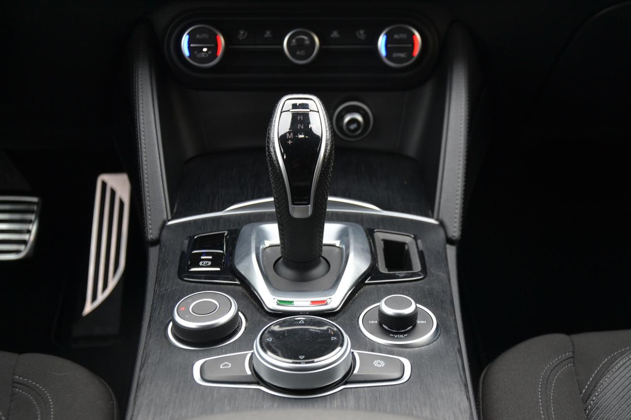 Alfa Romeo Stelvio 2.2 210CV AT8 Q4 SUPER *FUL LED+RCAM+PRIVACY+CRUIS