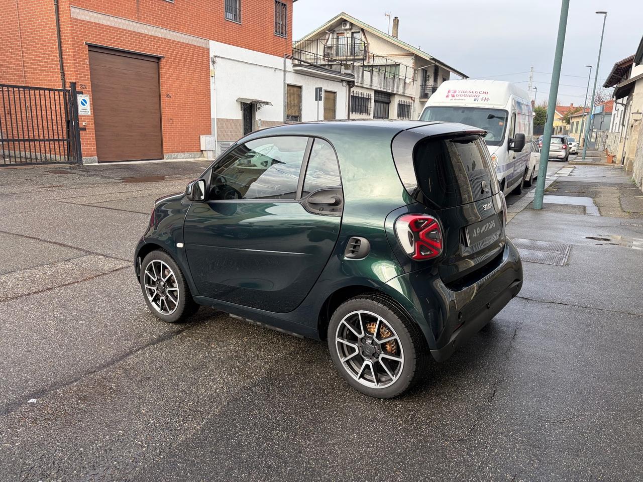 Smart ForTwo EQ Ushuaïa BRITISH GREEN CV 82