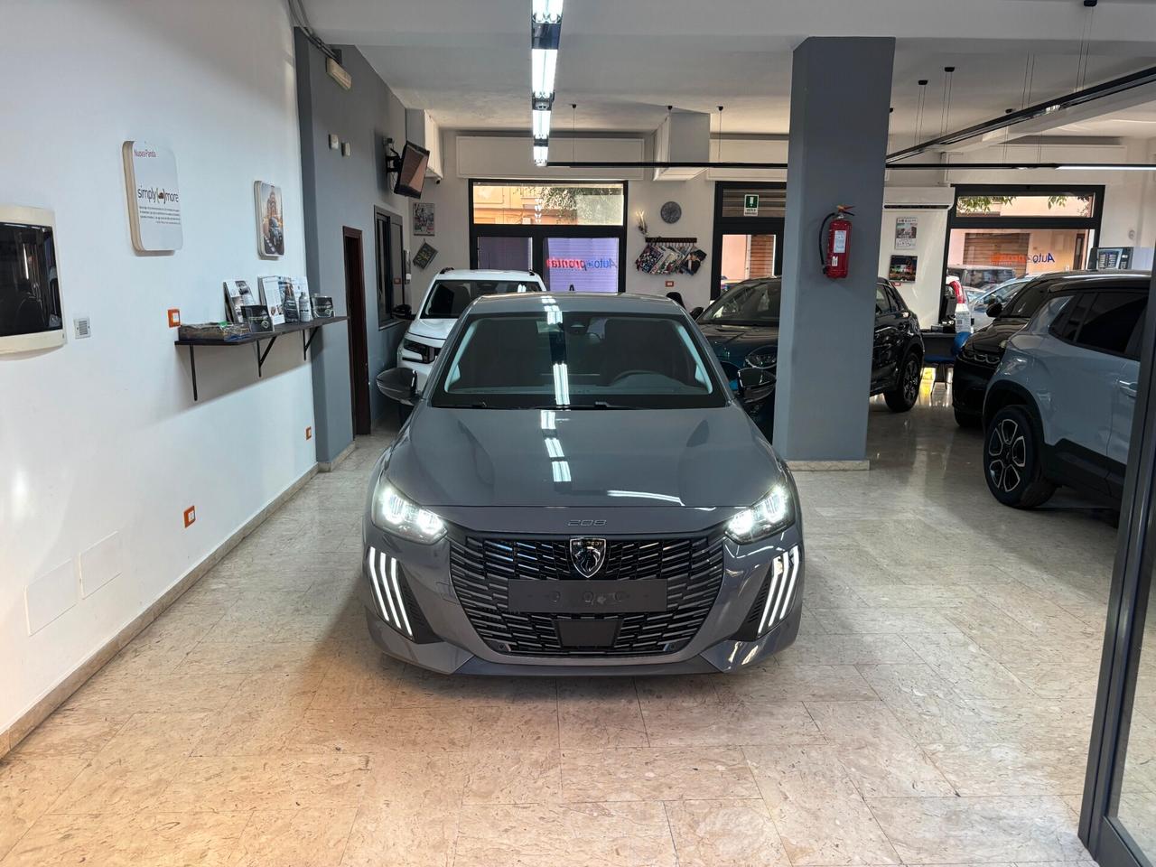 Peugeot 208 1.2 100 5 porte Allure + Vision Pack My25