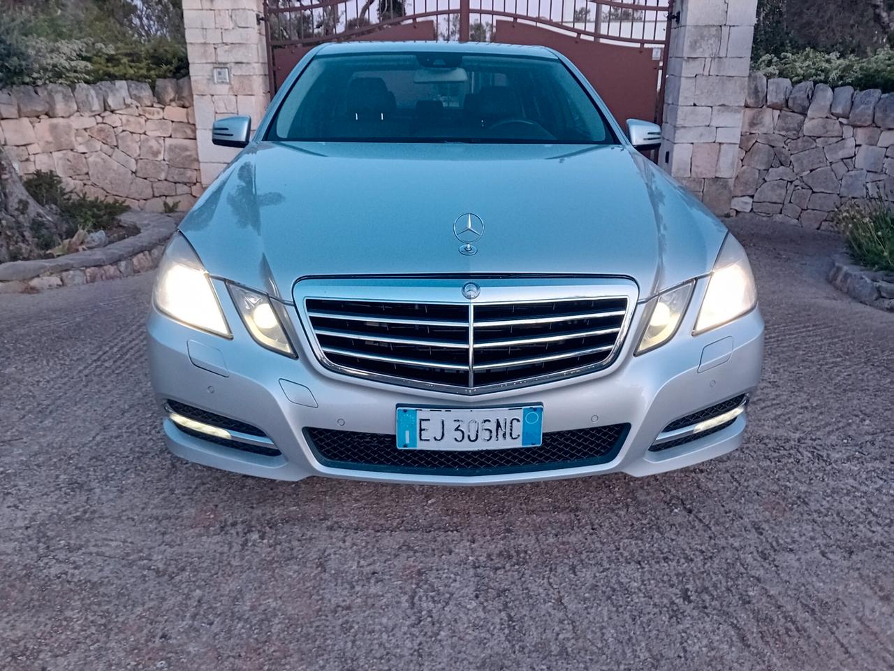 Mercedes-benz E 350 E 350 CDI BlueEFFICIENCY Avantgarde