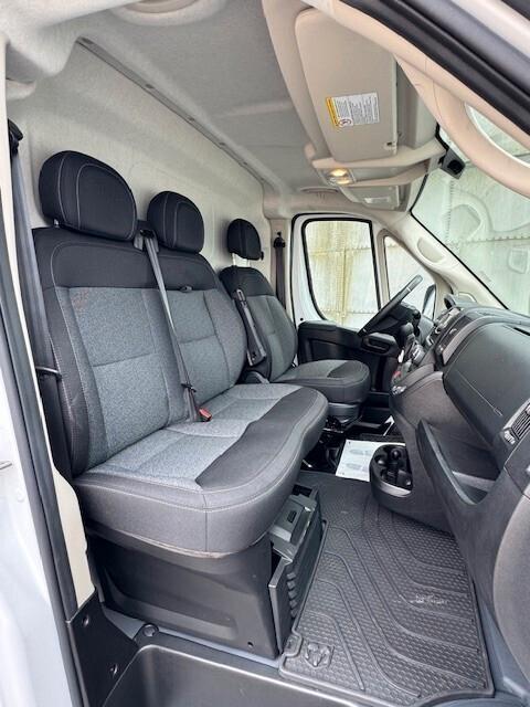 Fiat Ducato Ram ProMaster 1500 118in.