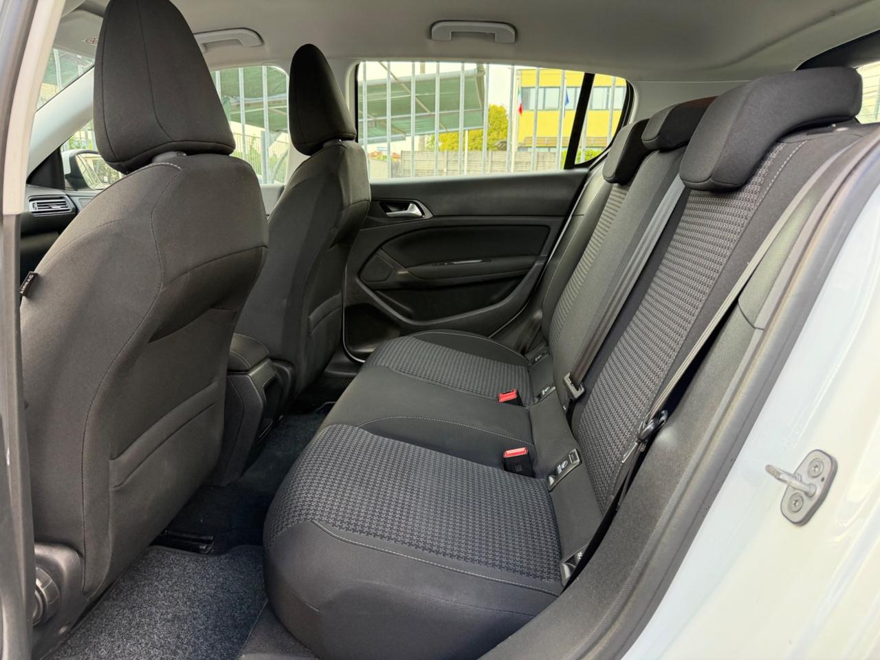 Peugeot 308 PureTech Turbo 130 S&S Allure
