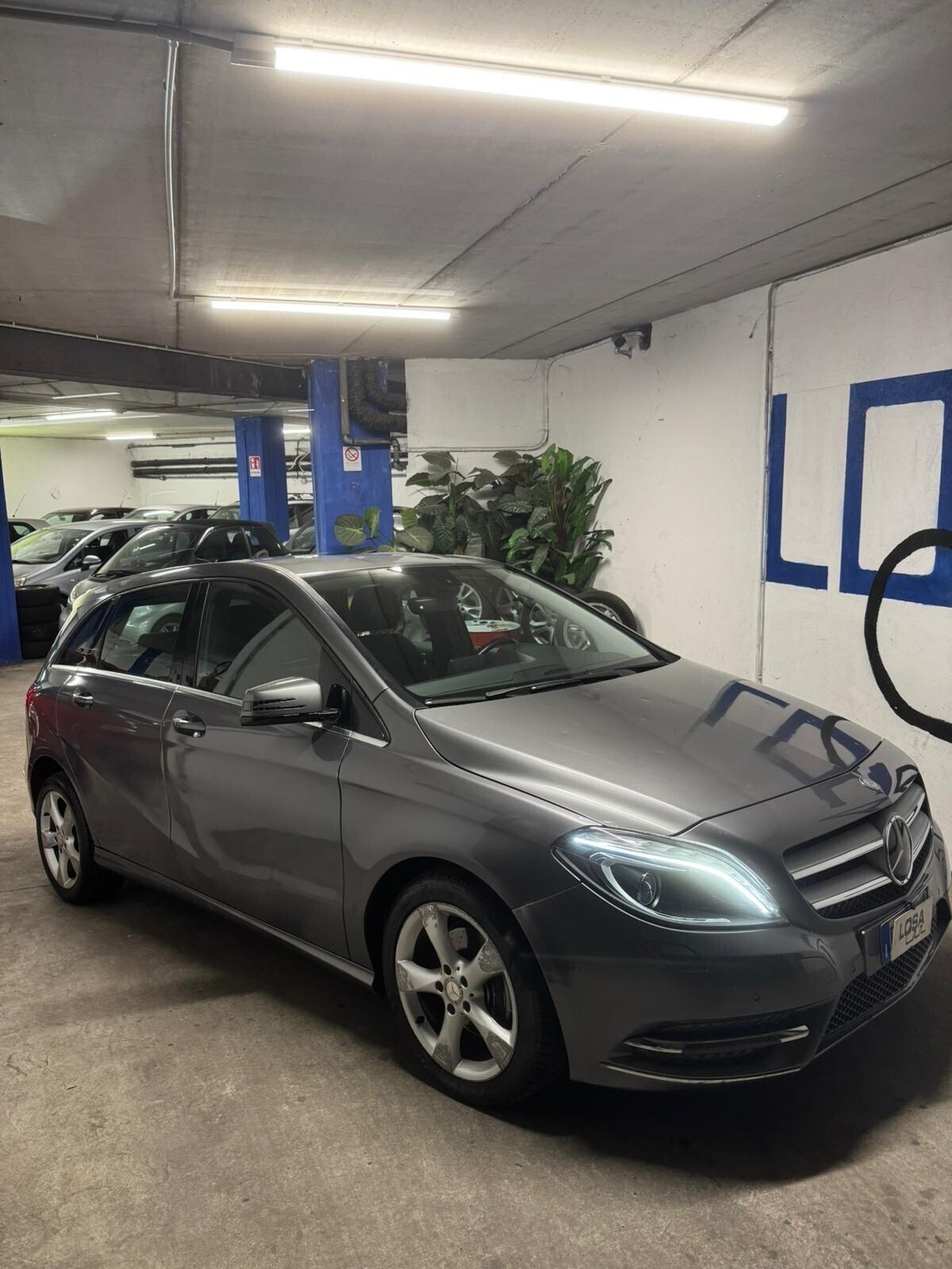 Mercedes-benz B 180 Premium 2013 Euro 6