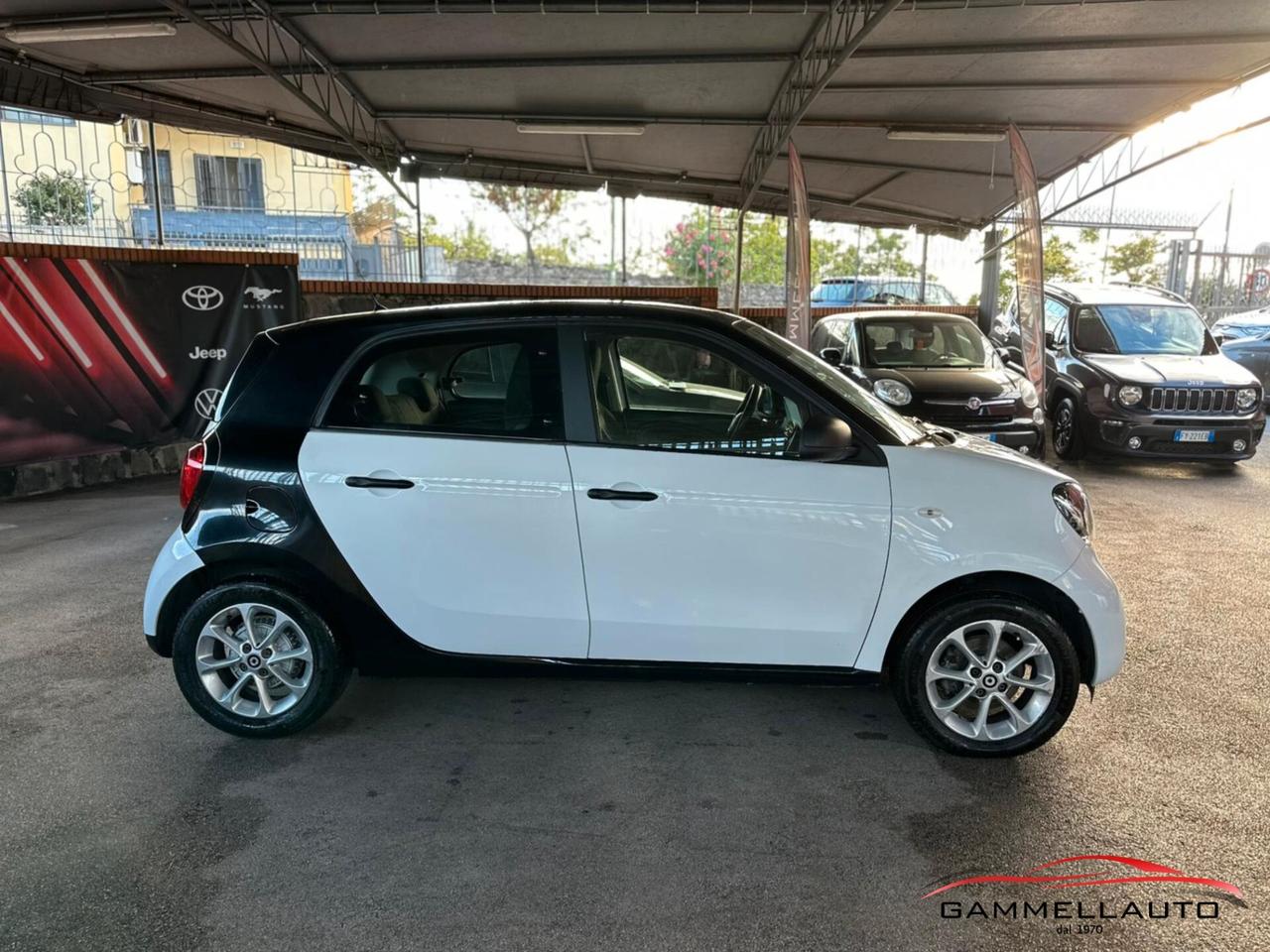 Smart ForFour 1.0 Youngster 71cv