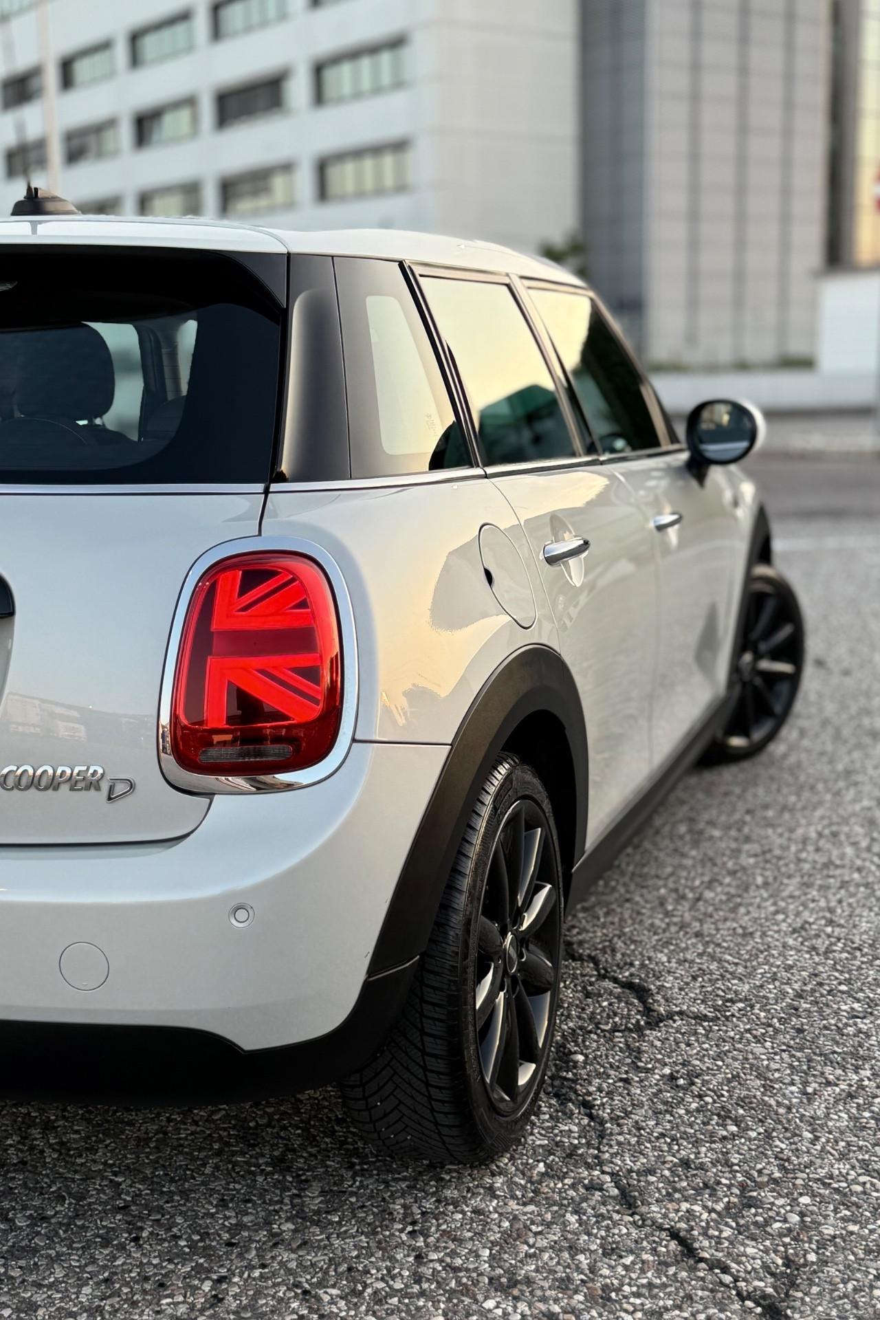 Mini 1.5 Cooper D 5 porte