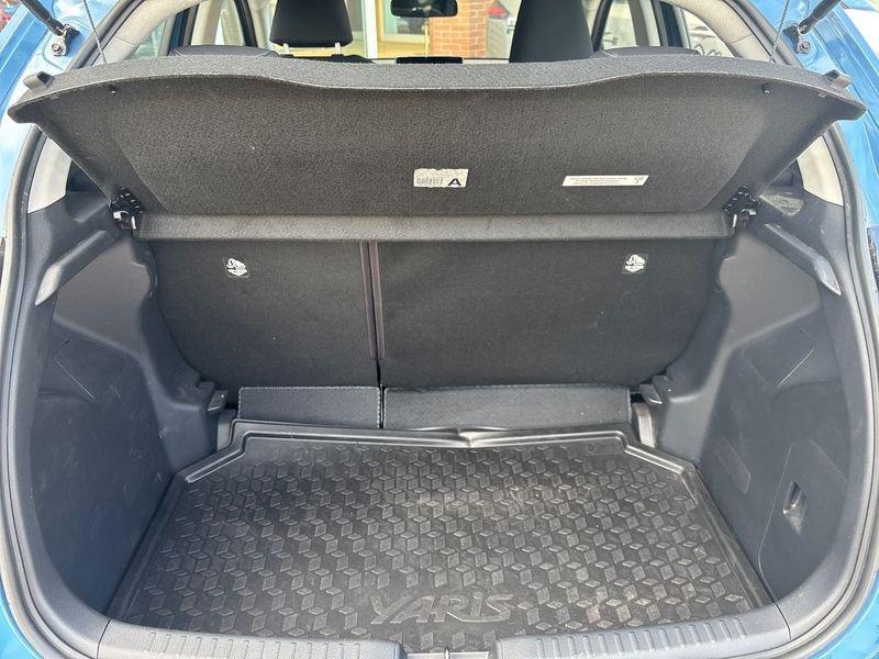 Toyota Yaris Hybrid Trend MY22