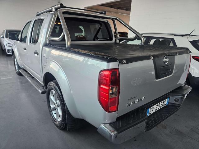 Nissan Navara 2.5 dci d.cab LE PLUS AUTOMATICO 4X4