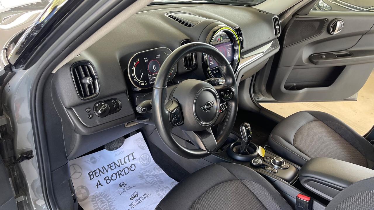 Mini Cooper Countryman 1.5 One D Essential