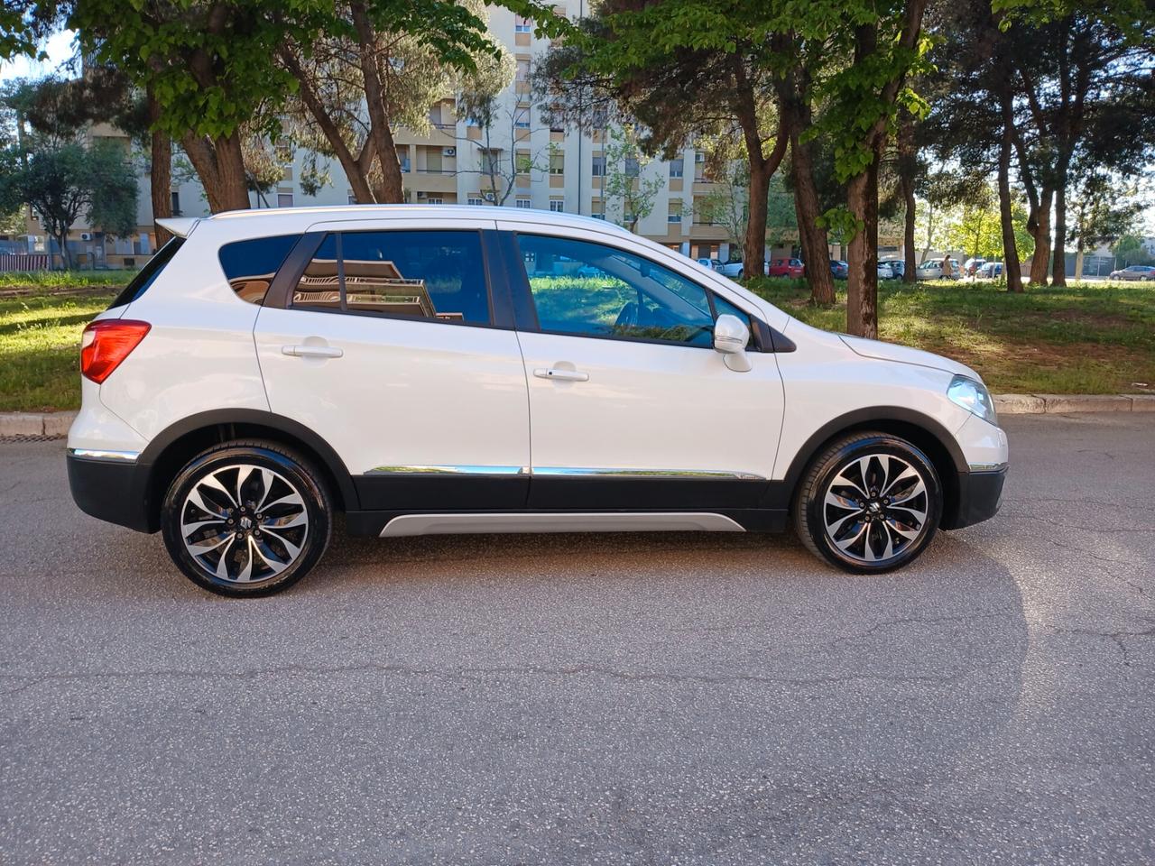 Suzuki S-Cross 1.6 DDiS Start&Stop 4WD All Grip Top
