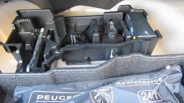 Peugeot 2008 PureTech 100 S&S Allure