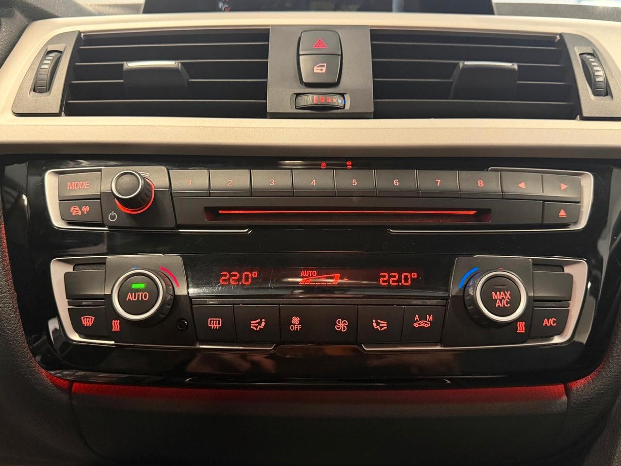 BMW 316D TOURING SPORT 2.0 116CV NAVI CAM OK NEOPATENTATI ANNO 2018