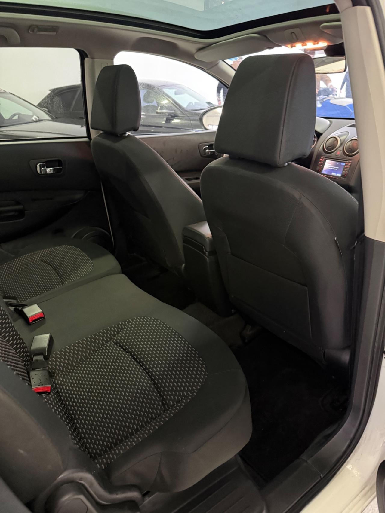 7 POSTINissan Qashqai Qashqai+2 2.0 4WD dCi DPF Tekna