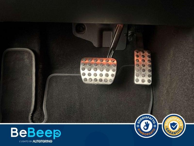 Mercedes-Benz GLB Classe 200 D PREMIUM AUTO 7P.TI